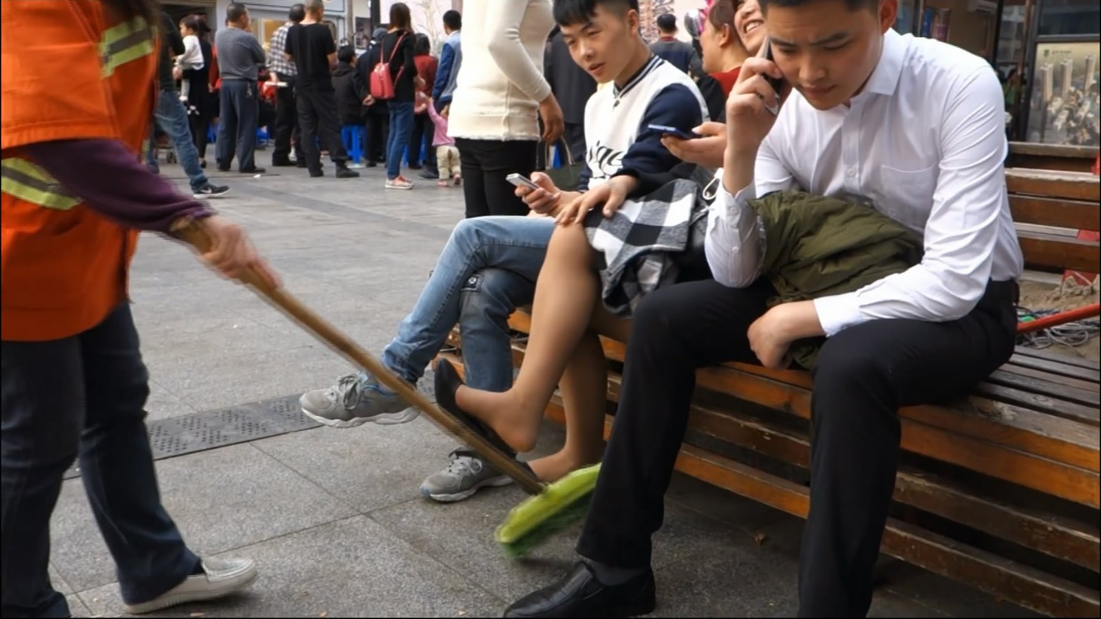 streetsnapdangl[00 01 12][20181129 221930 3]